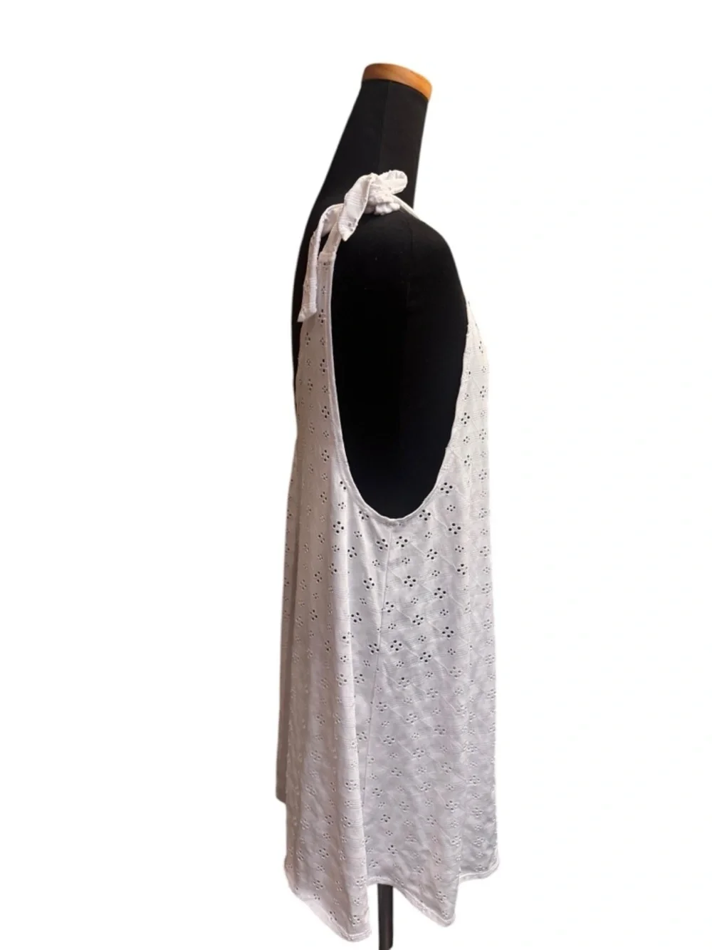 Xhilaration darling eyelet